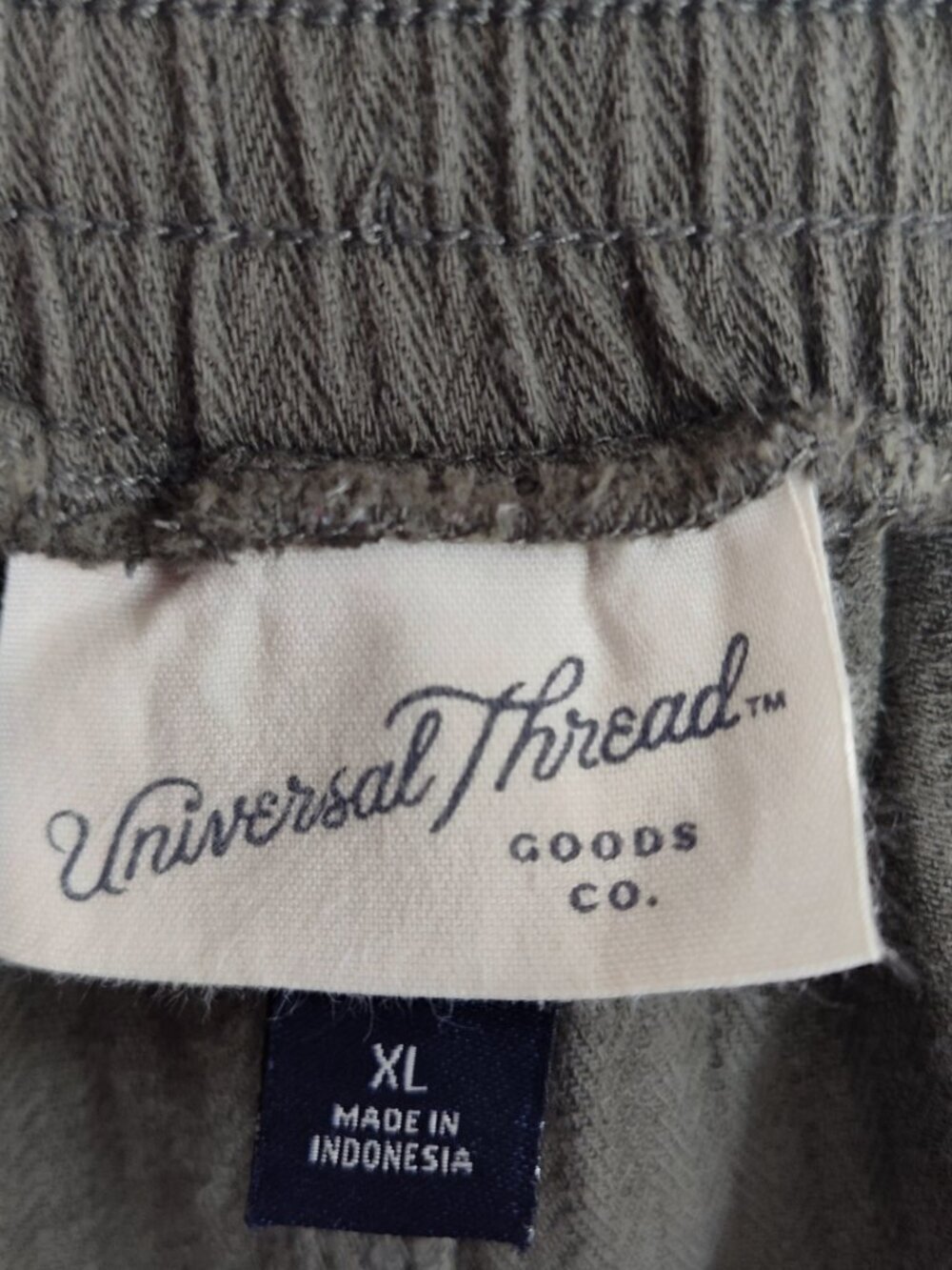 Universal Threads Short - Picture 4 of 4